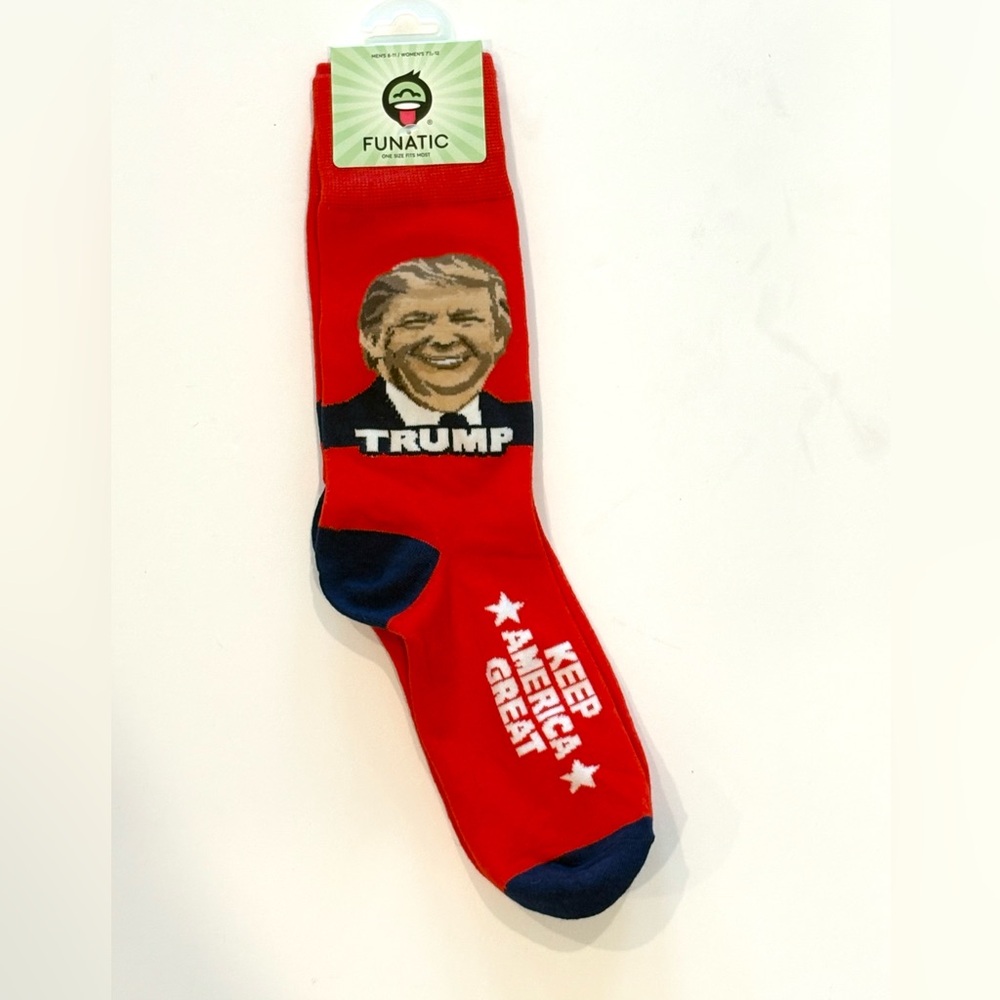 Dynastic Trump Socks NEW 6-11 Men
